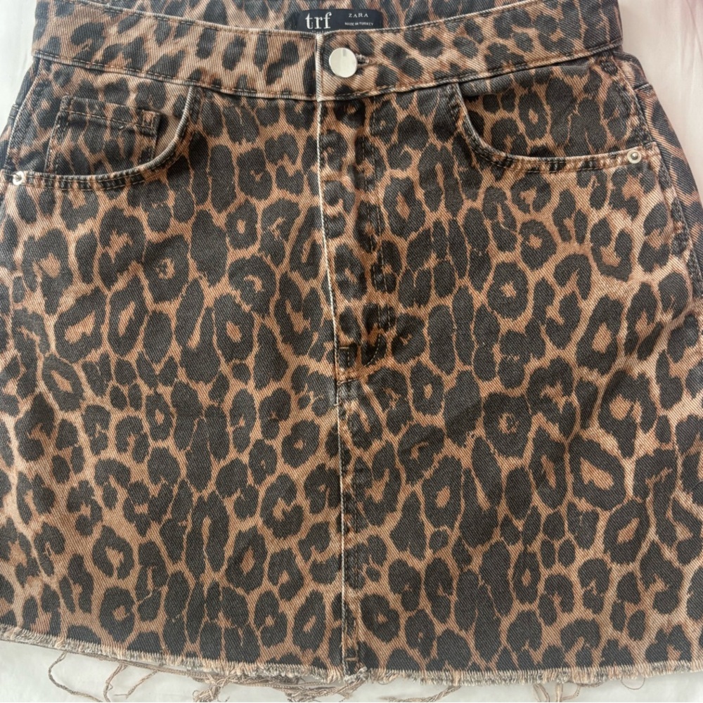 Zara Cheetah Print Denim Skirt